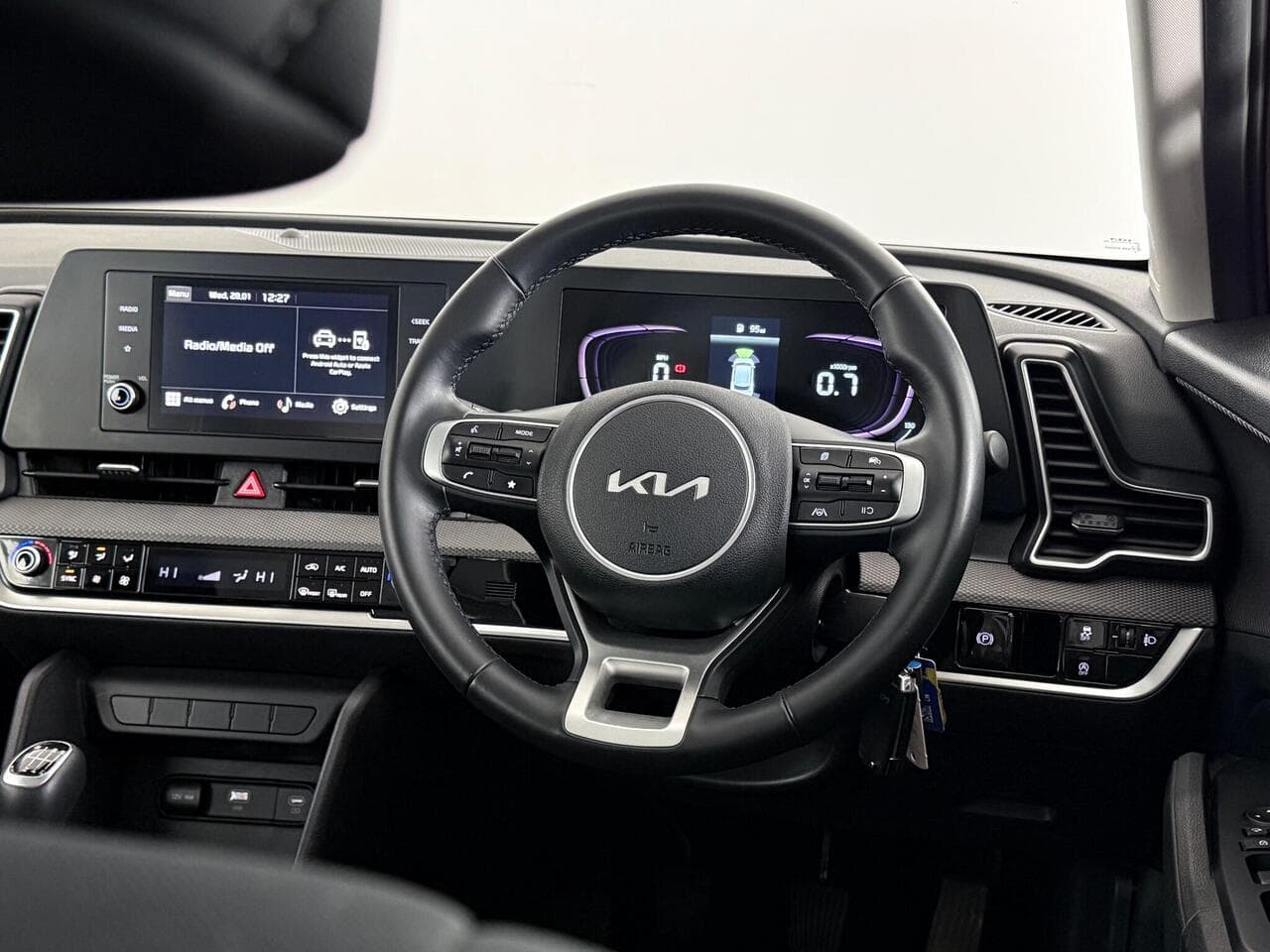 Kia Sportage thumbnail Steering Wheel