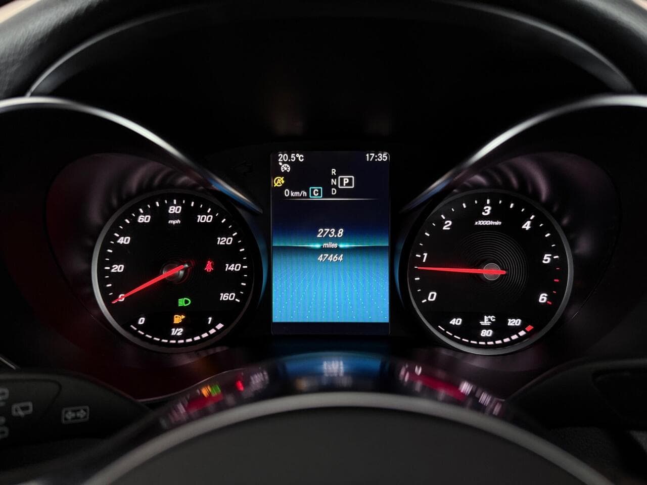Mercedes-Benz GLC thumbnail Driver Instruments