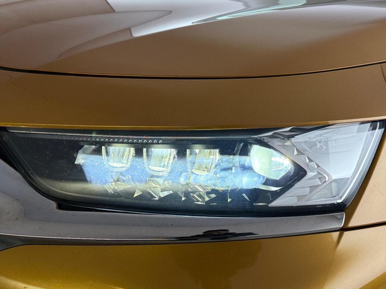 DS AUTOMOBILES DS 7 CROSSBACK thumbnail Lights Front