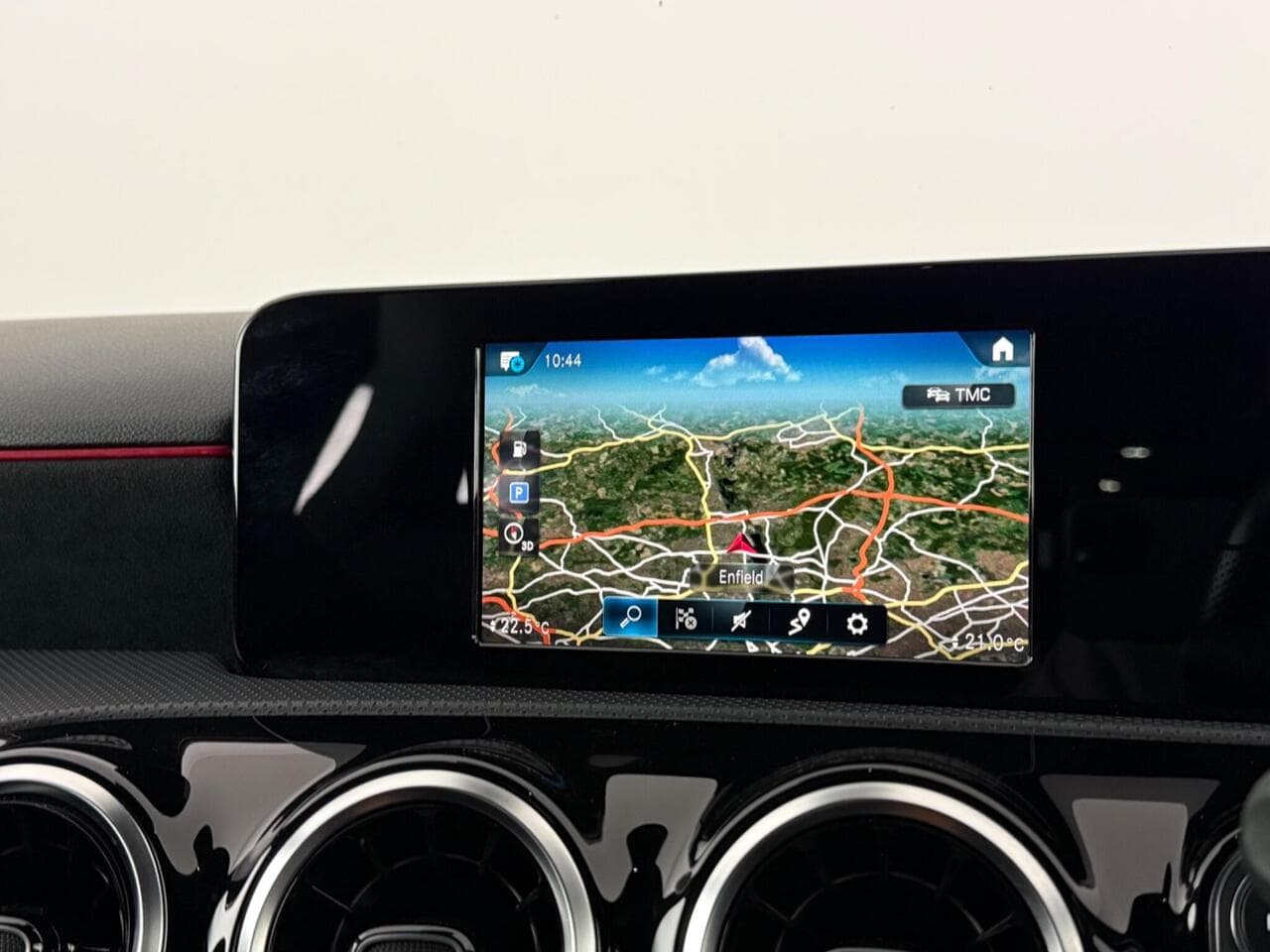 Mercedes-Benz A Class thumbnail Infotainment System