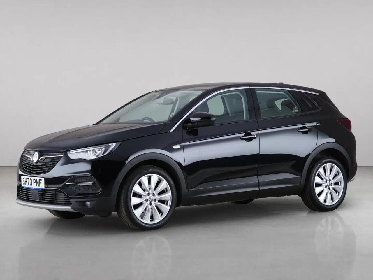 Vauxhall Grandland X thumbnail Front Left