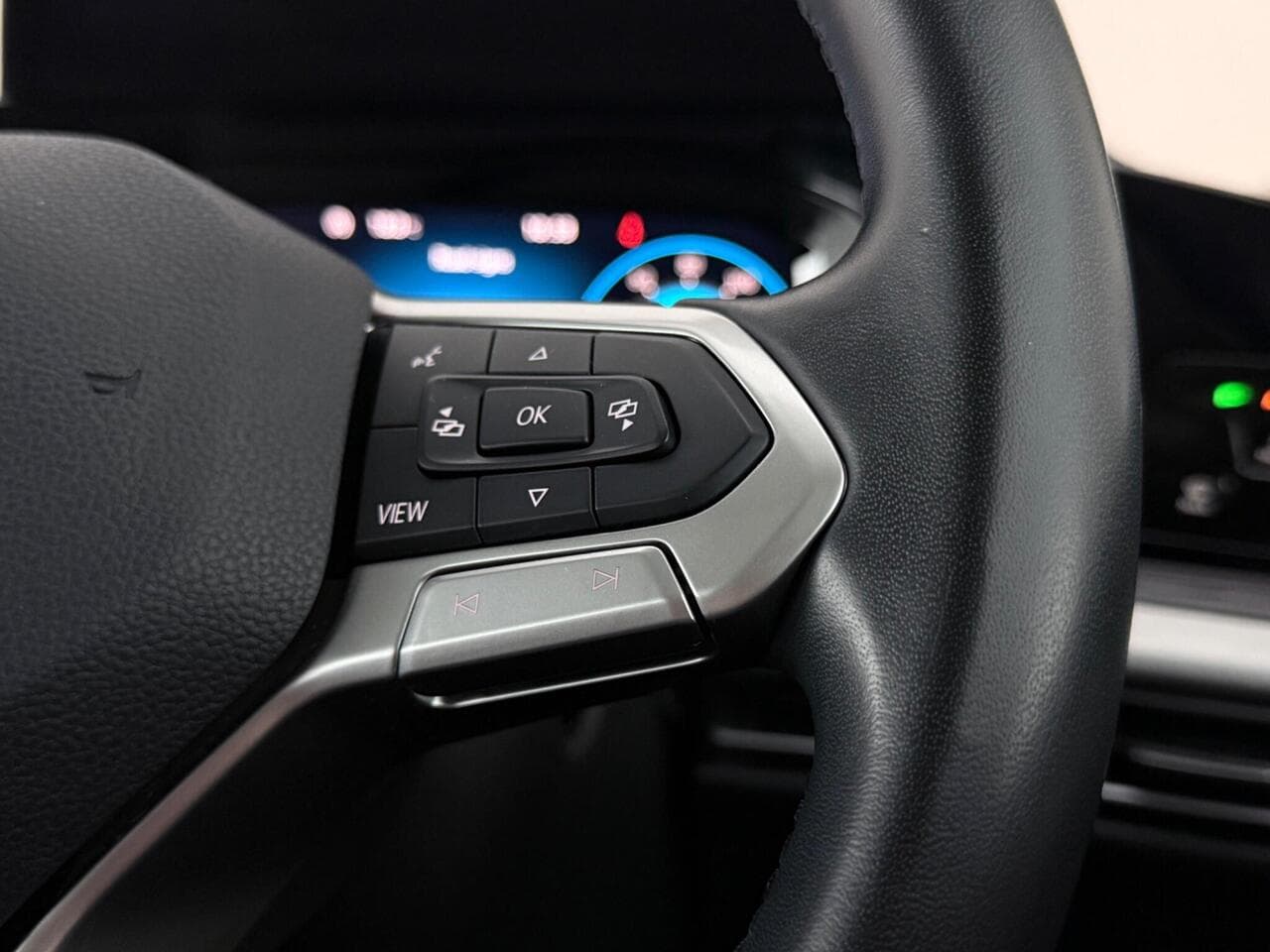 Volkswagen Golf thumbnail Misc Controls