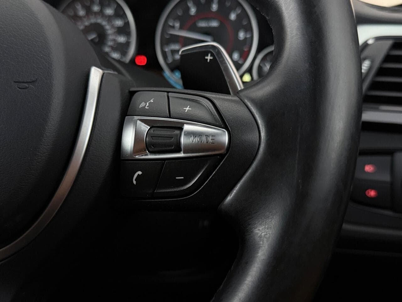 BMW 3 Series thumbnail Misc Controls