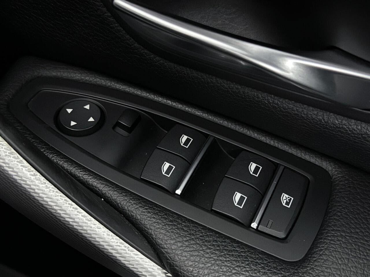 BMW 4 Series Gran Coupe thumbnail Misc Controls