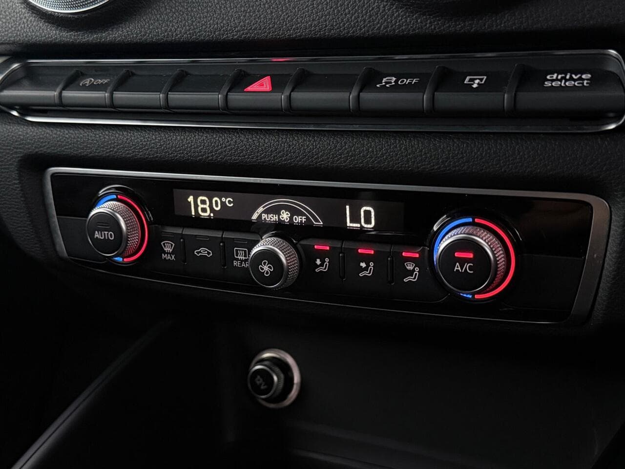 Audi A3 Cabriolet thumbnail Misc Controls