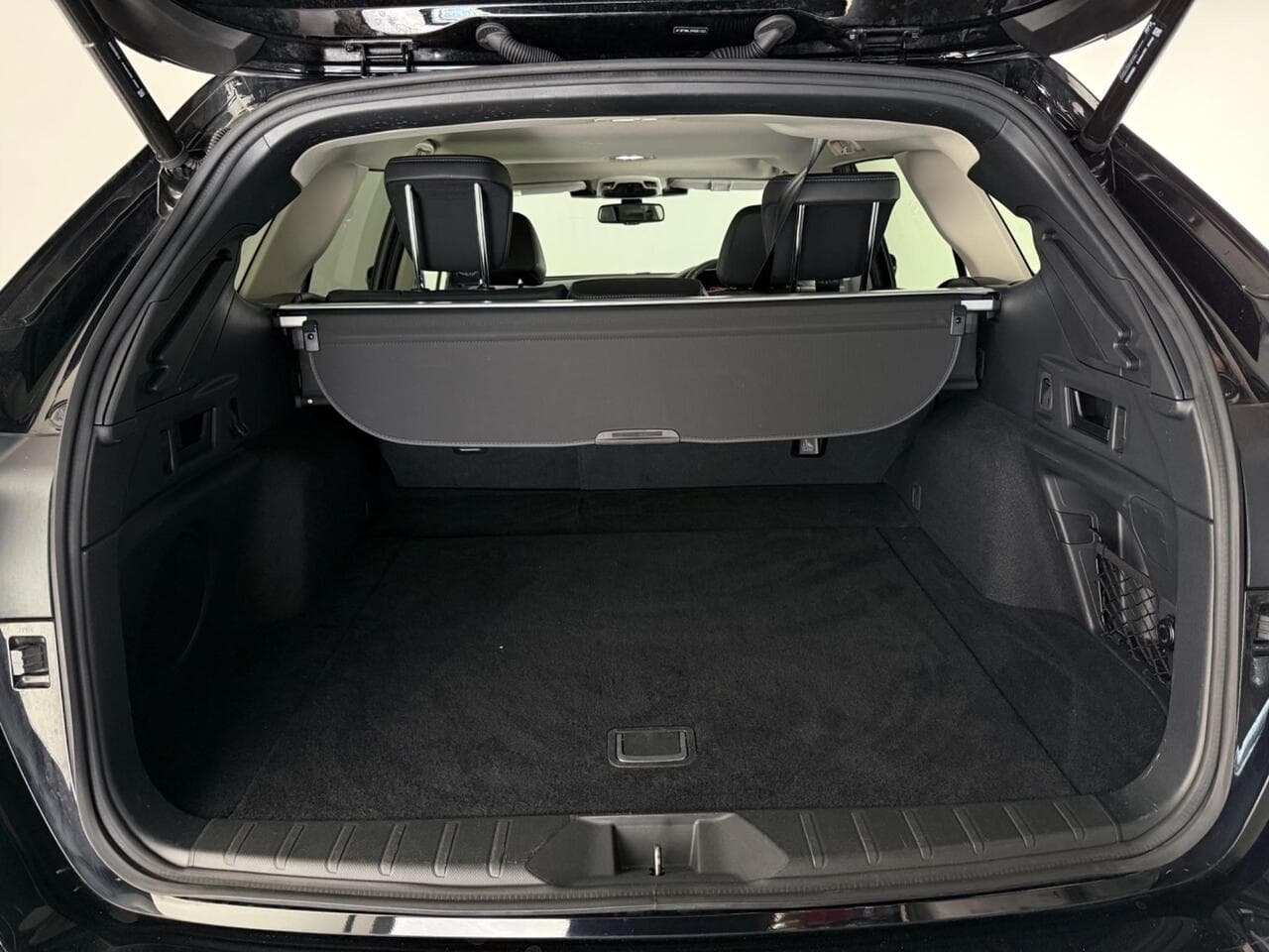 Subaru Outback thumbnail Boot