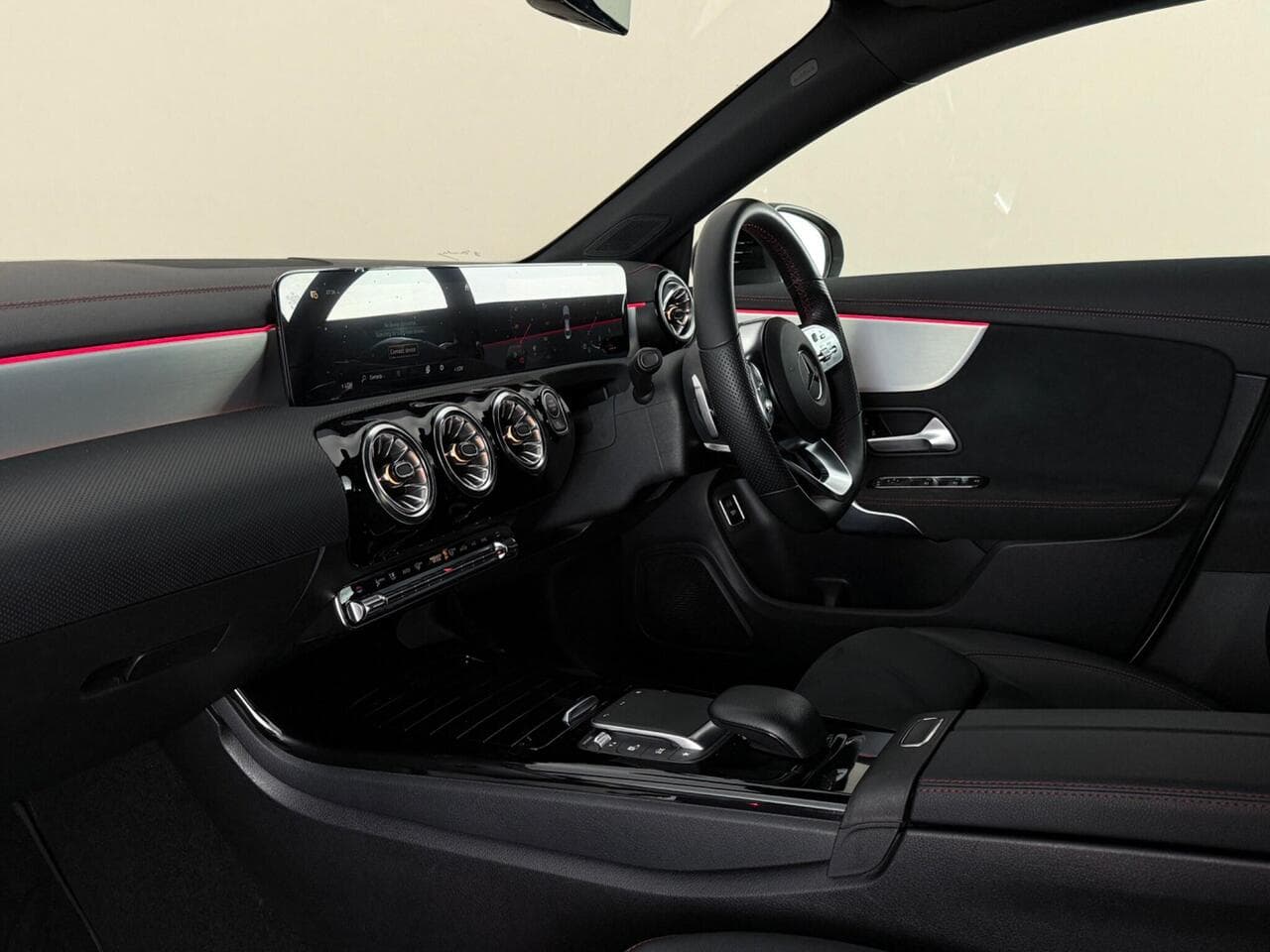 Mercedes-Benz CLA thumbnail Interior Front