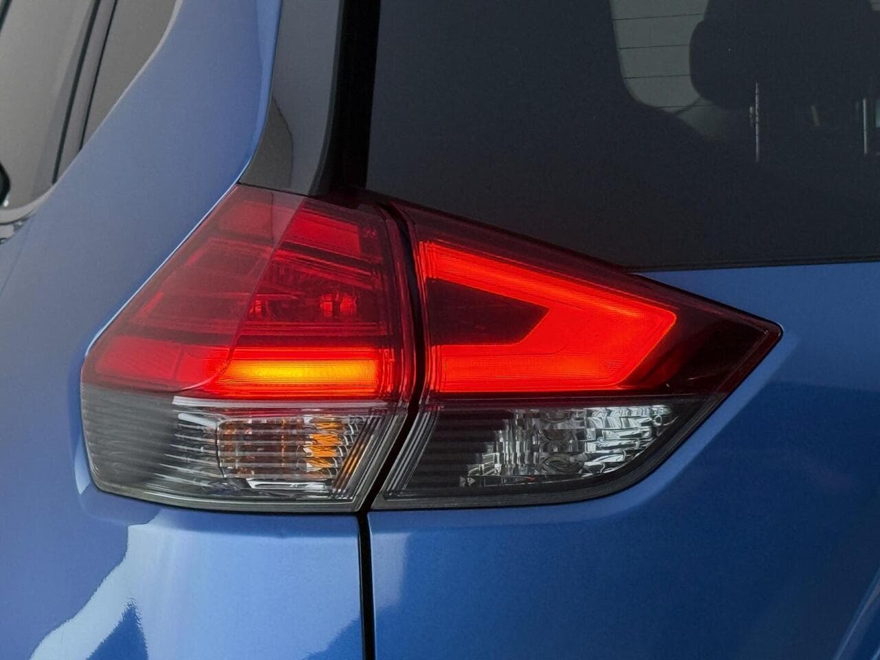 Nissan X-Trail thumbnail Lights Rear