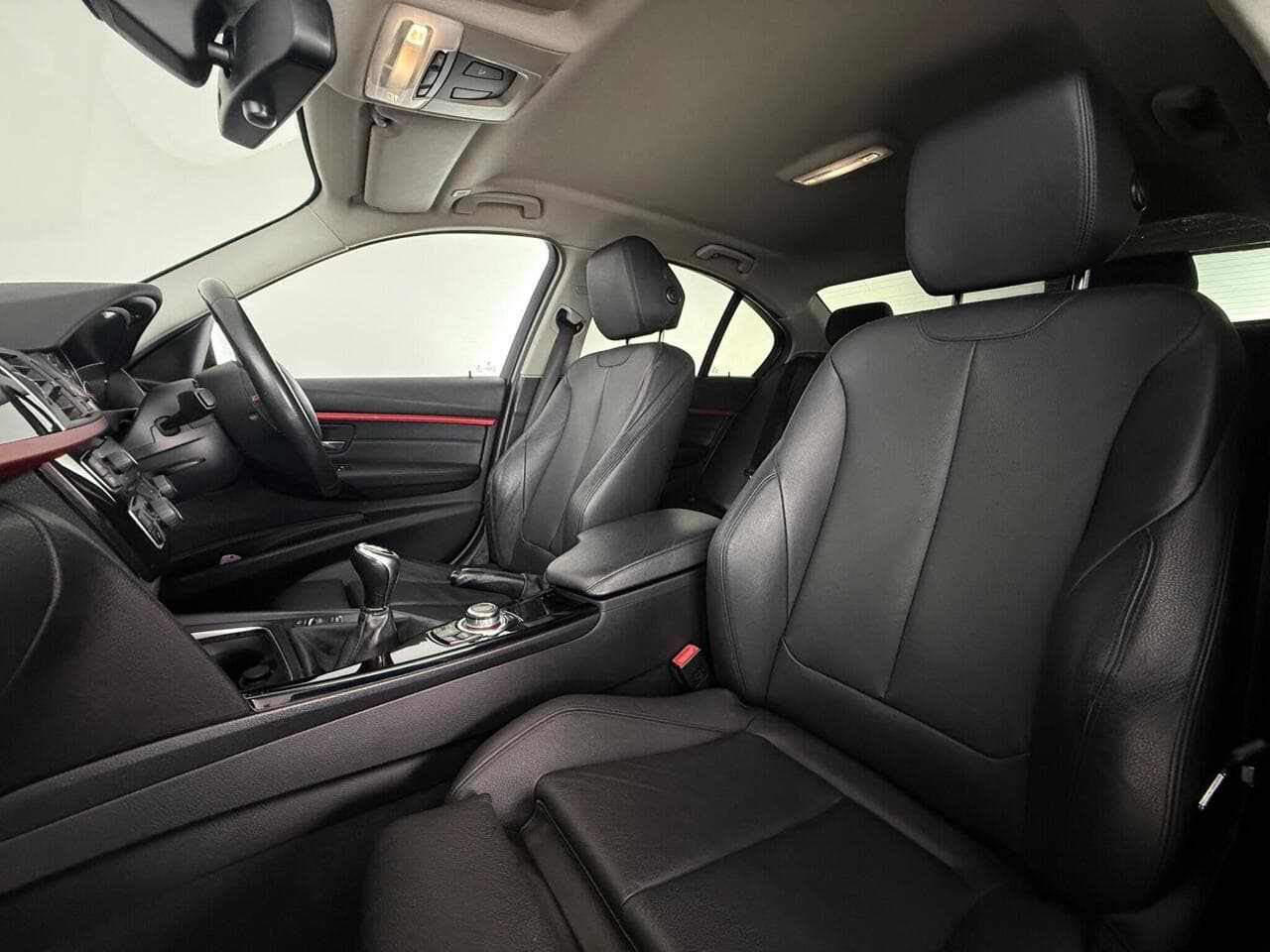 BMW 3 Series thumbnail Seat Front Passenger