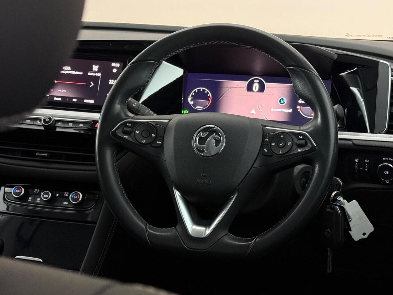 Vauxhall Grandland thumbnail Steering Wheel
