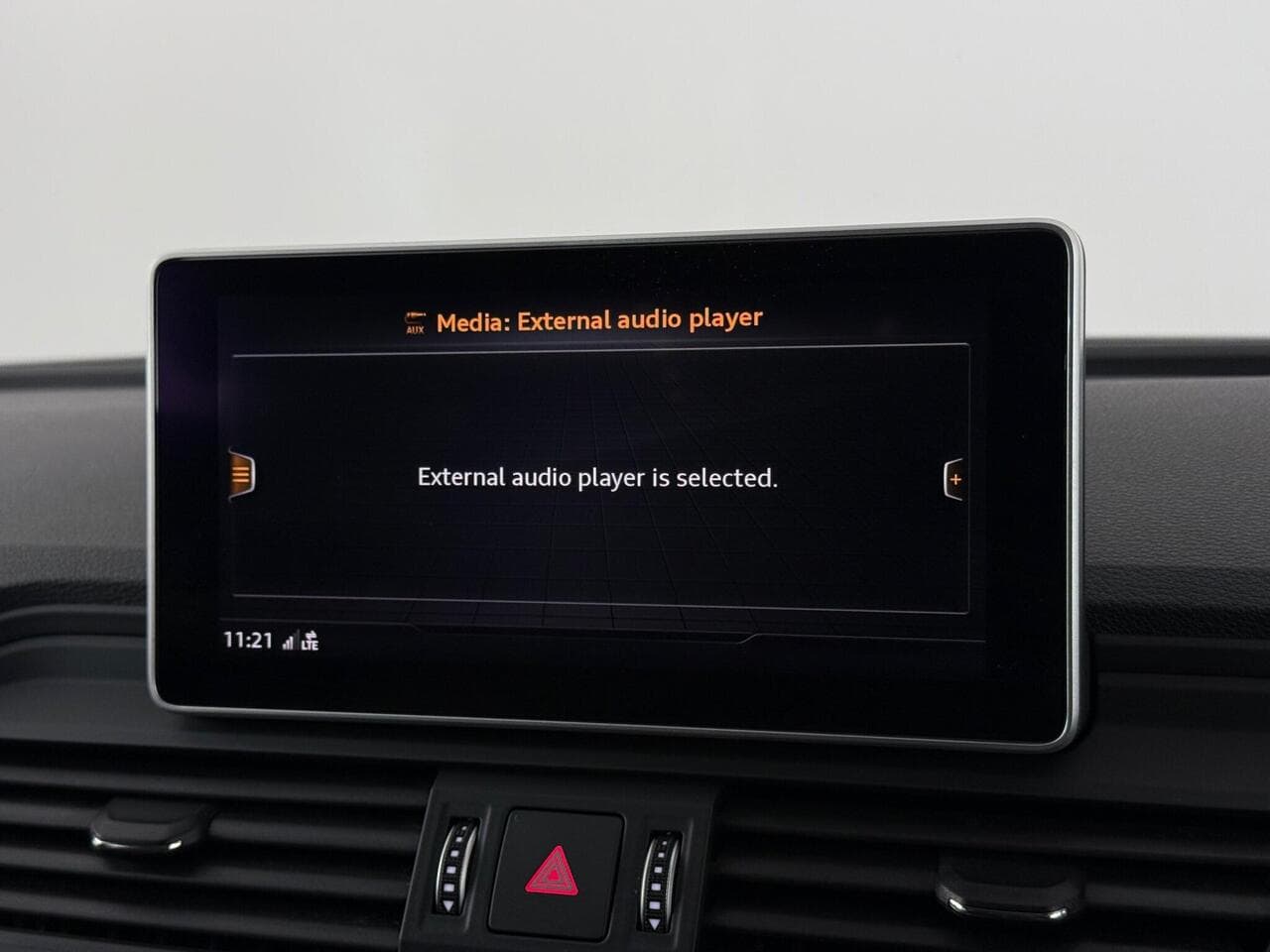 Audi Q5 thumbnail Infotainment System