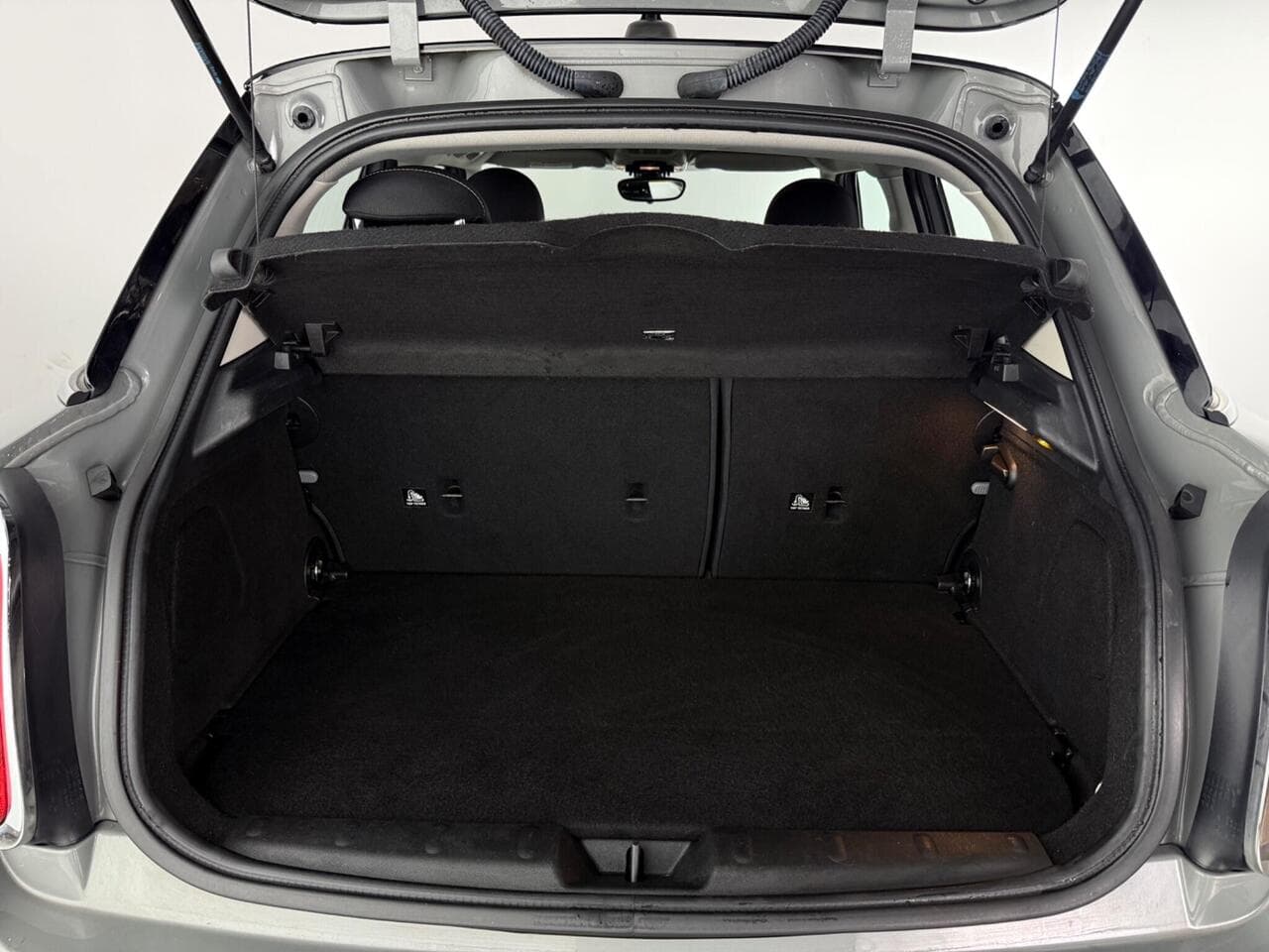 MINI Hatch thumbnail Boot