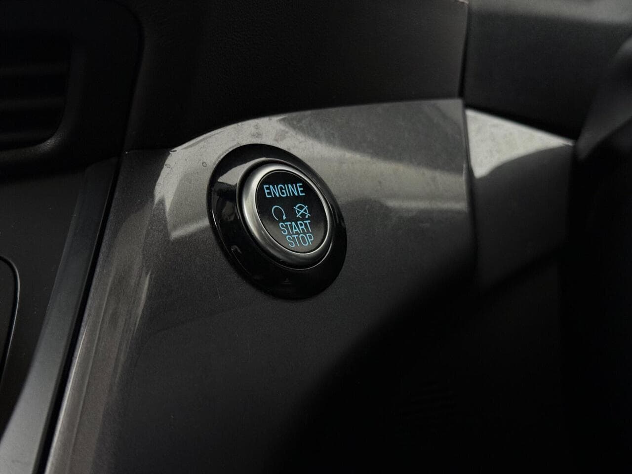 Ford Kuga thumbnail Misc Controls