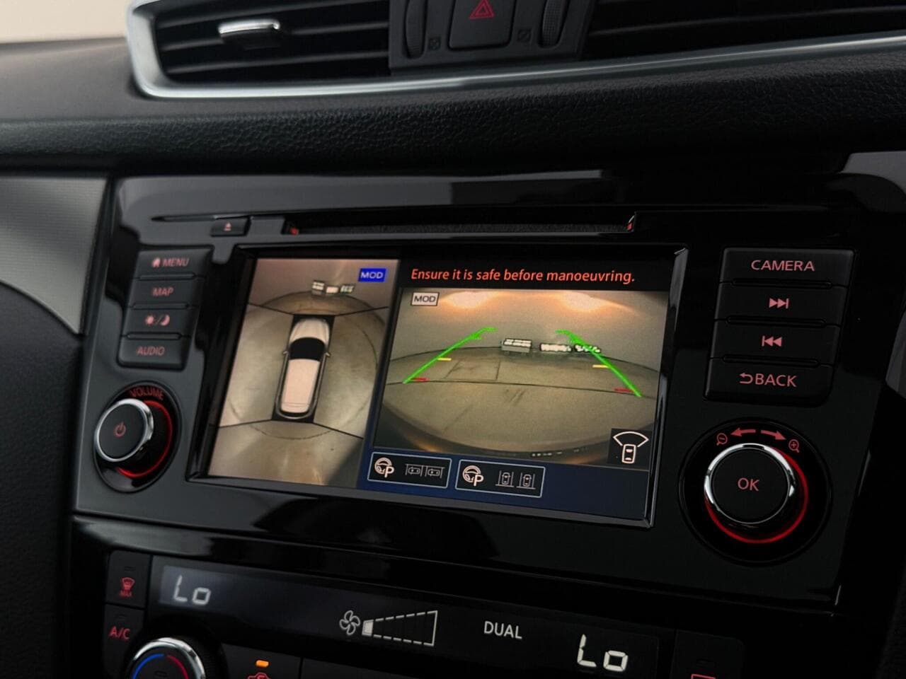 Nissan Qashqai thumbnail Infotainment System