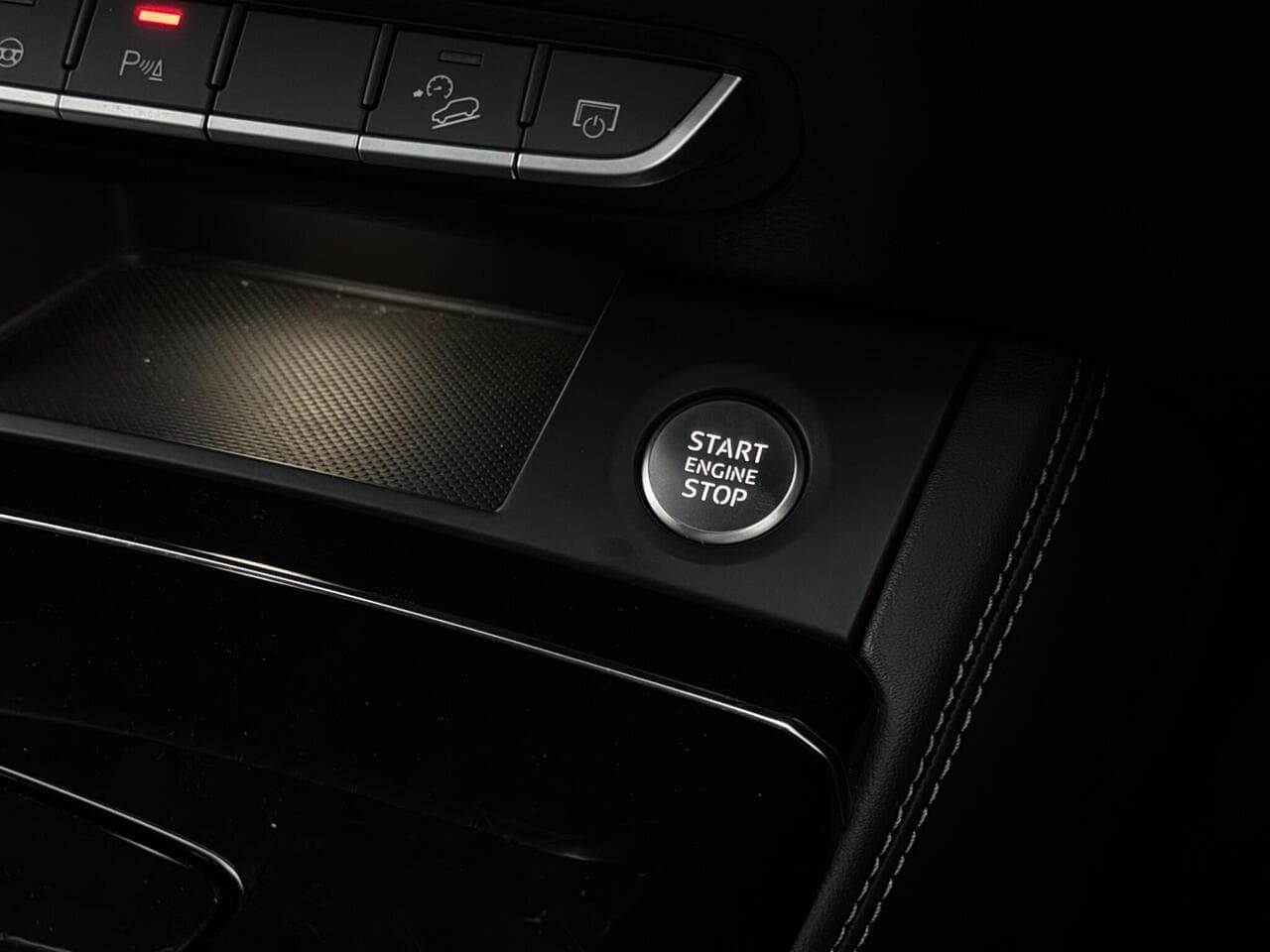 Audi Q5 thumbnail Misc Controls