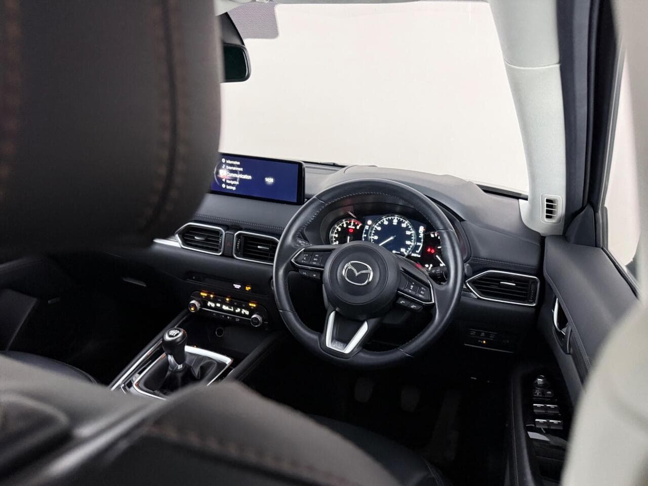 Mazda CX-5 thumbnail Interior Front