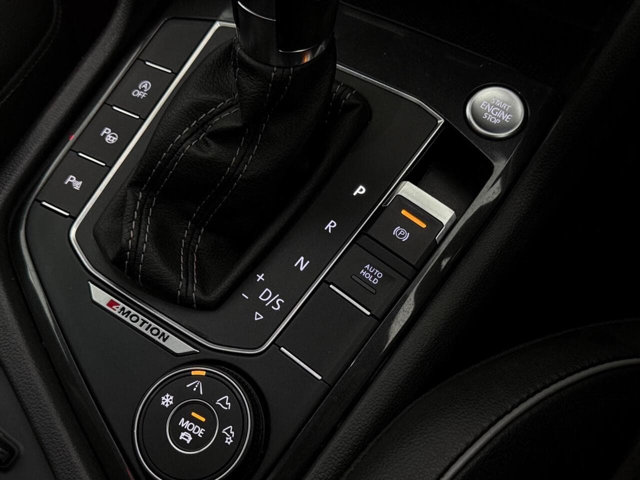 Volkswagen Tiguan thumbnail Misc Controls