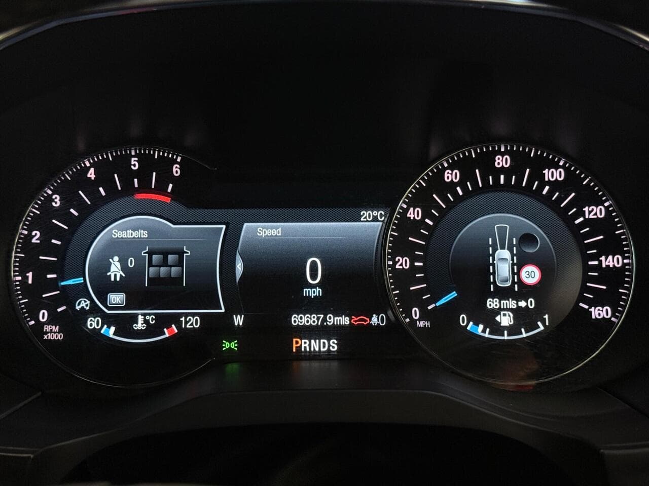Ford Edge thumbnail Driver Instruments