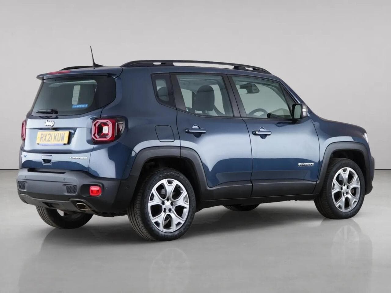Jeep Renegade thumbnail Rear Right