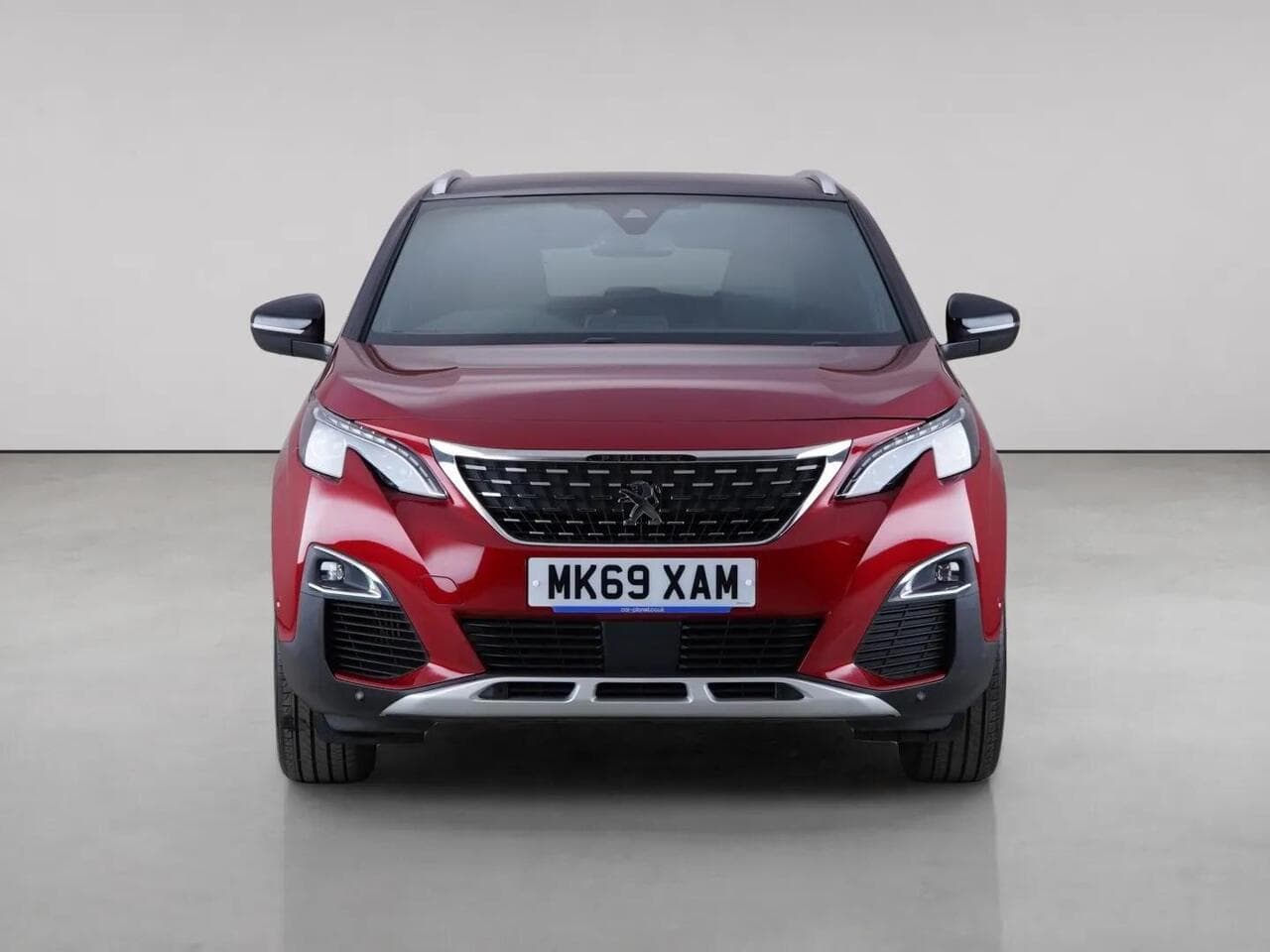 Peugeot 3008 thumbnail Front