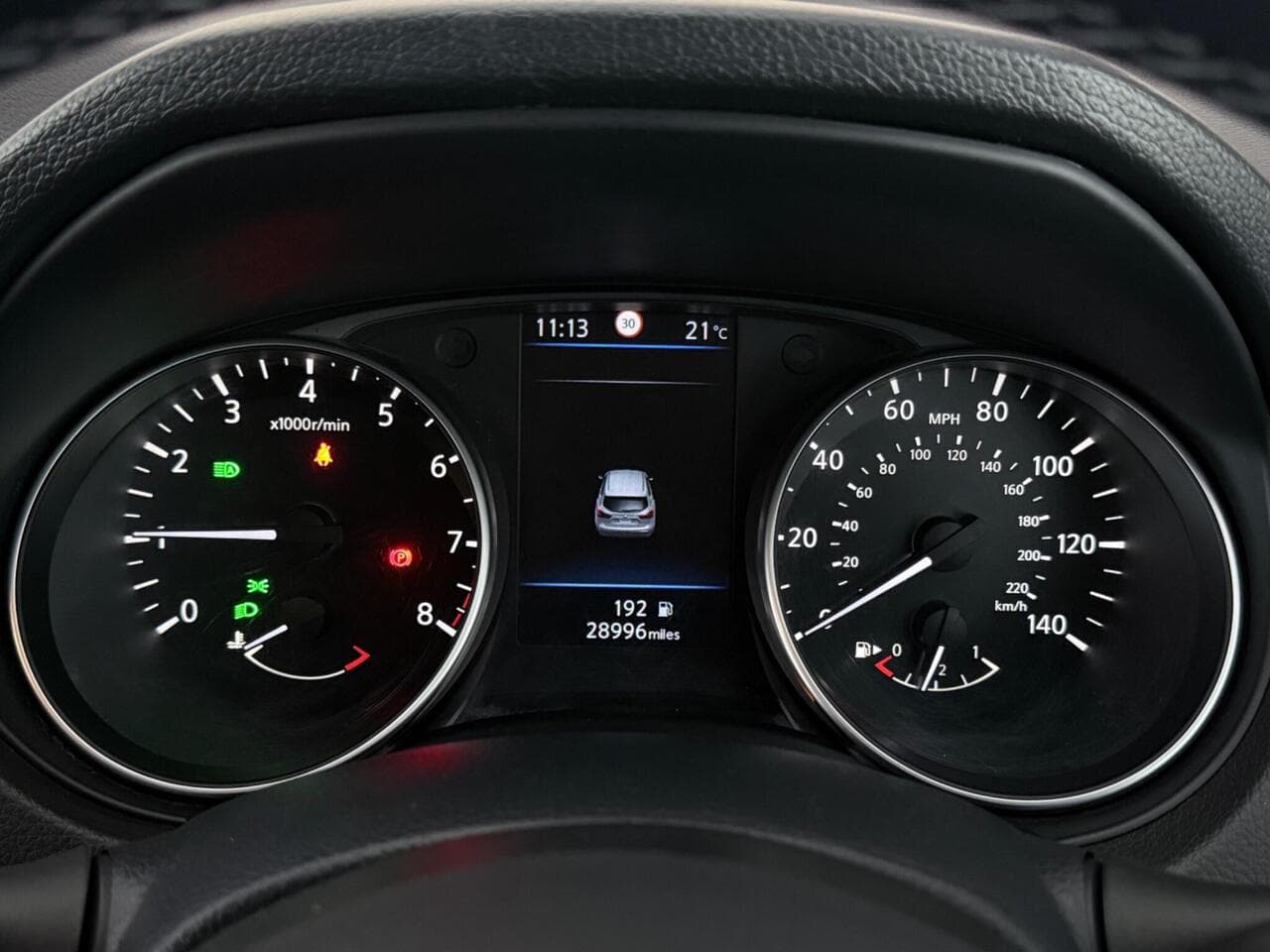 Nissan Qashqai thumbnail Driver Instruments