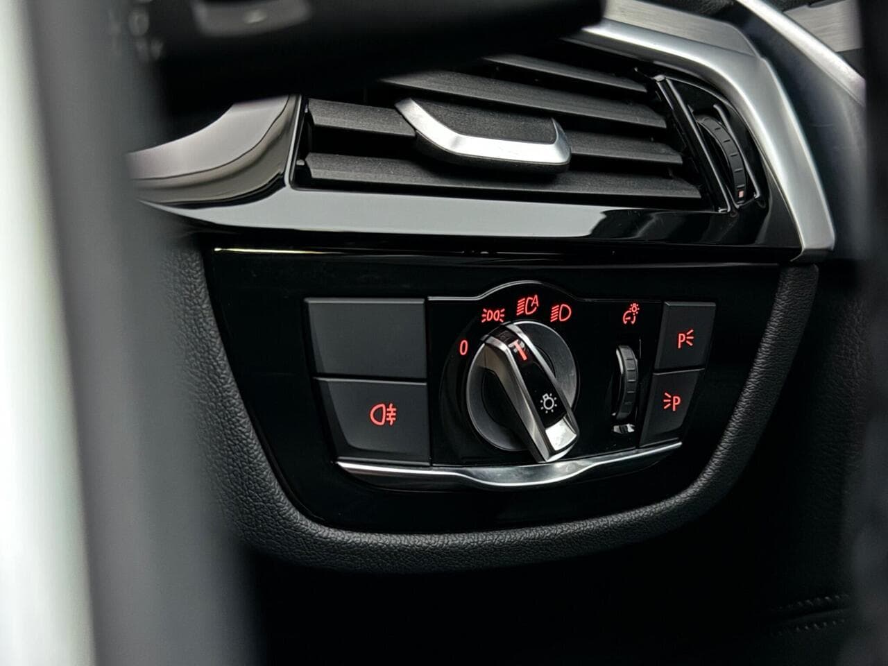 BMW 5 Series thumbnail Misc Controls