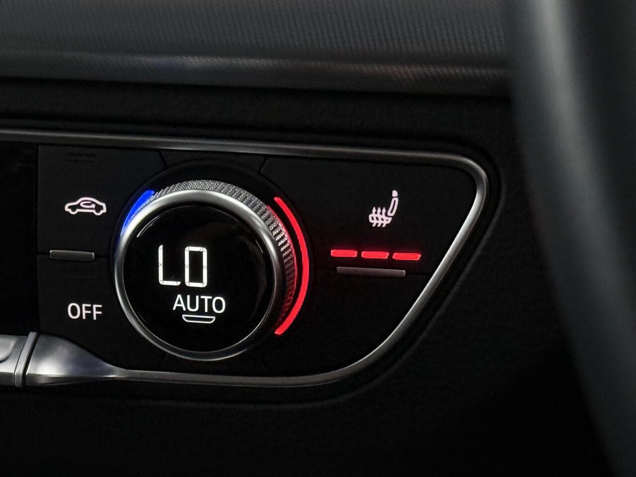 Audi Q5 thumbnail Misc Controls