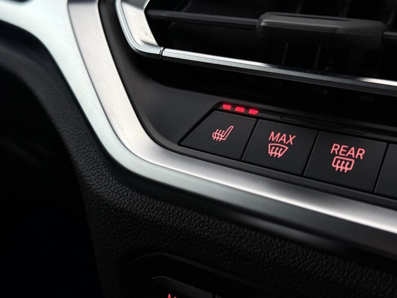 BMW 2 Series thumbnail Misc Controls