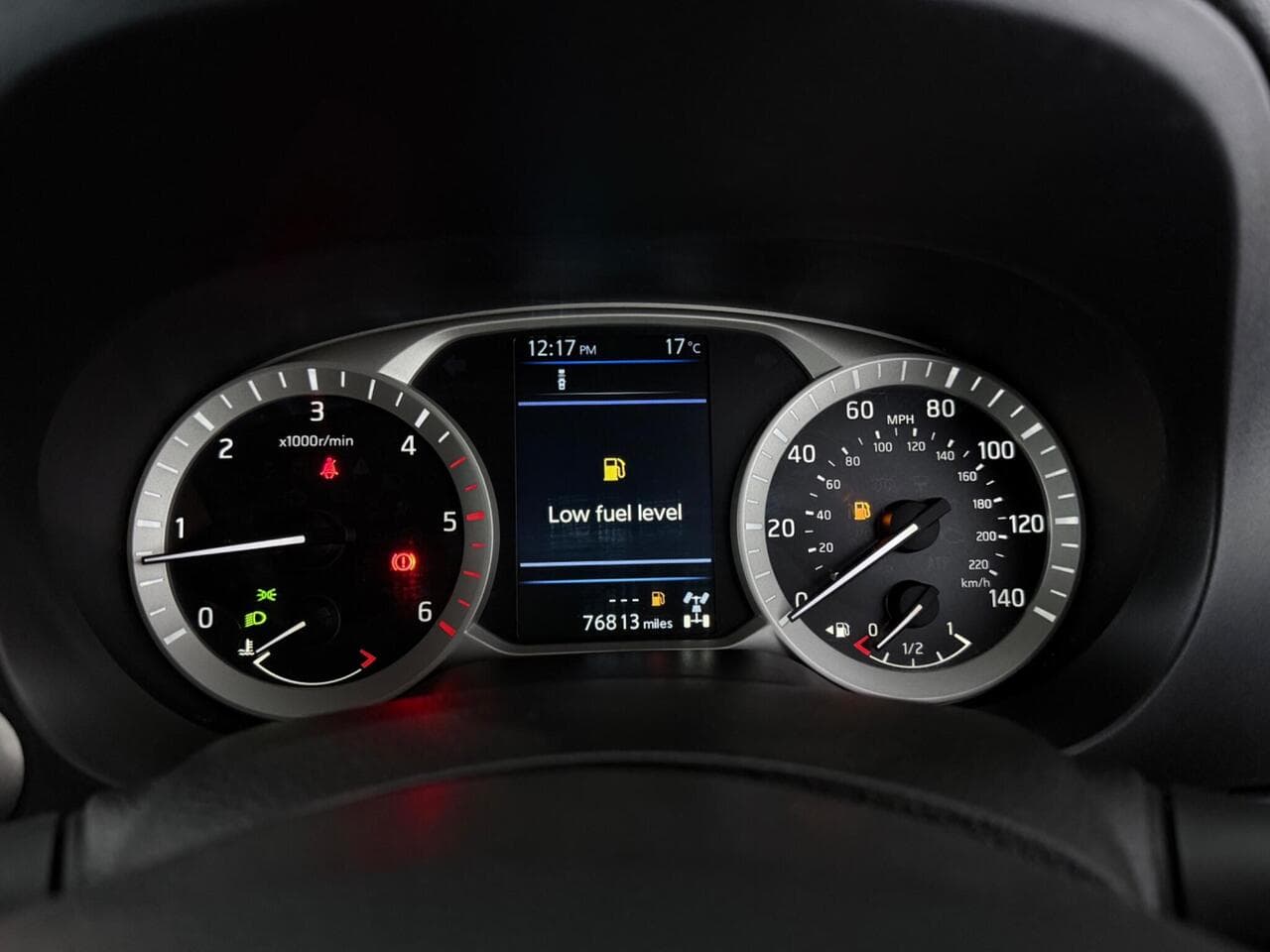 Nissan Navara thumbnail Driver Instruments