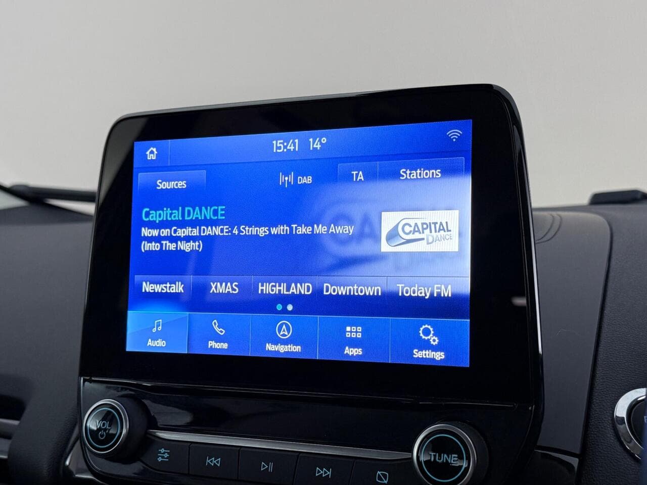 Ford EcoSport thumbnail Infotainment System