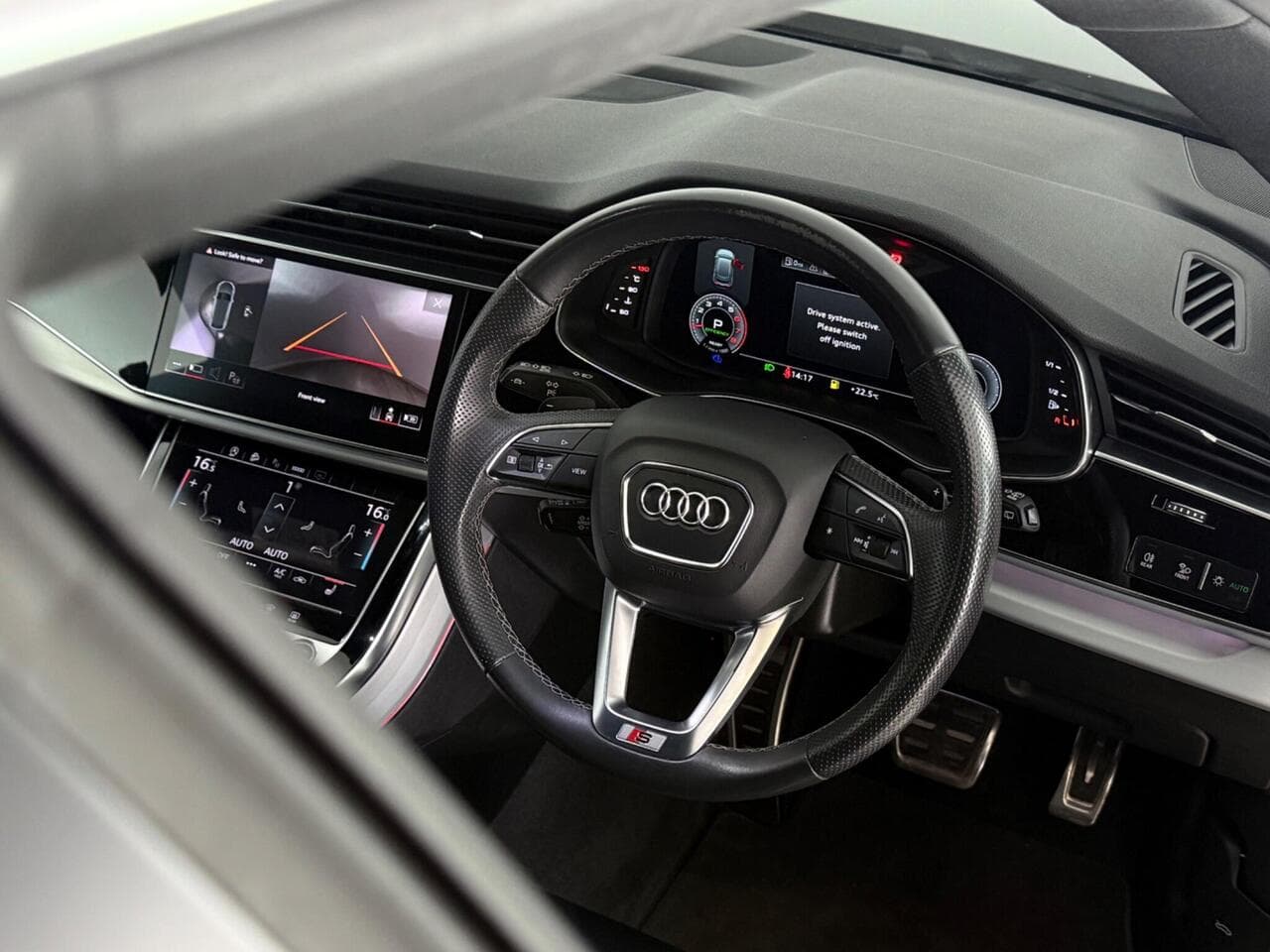 Audi Q8 thumbnail Inconclusive