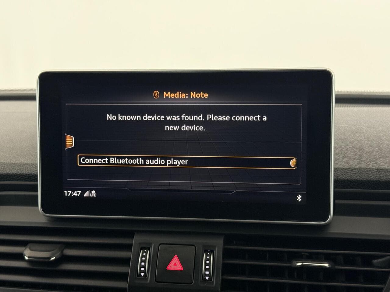 Audi Q5 thumbnail Infotainment System