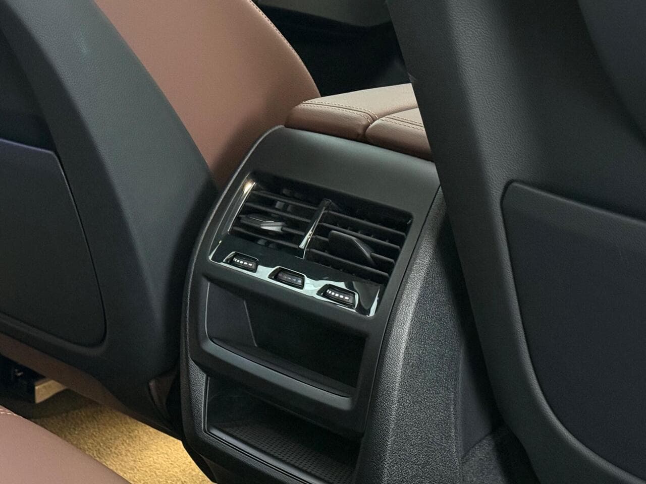 BMW X5 thumbnail Misc Controls