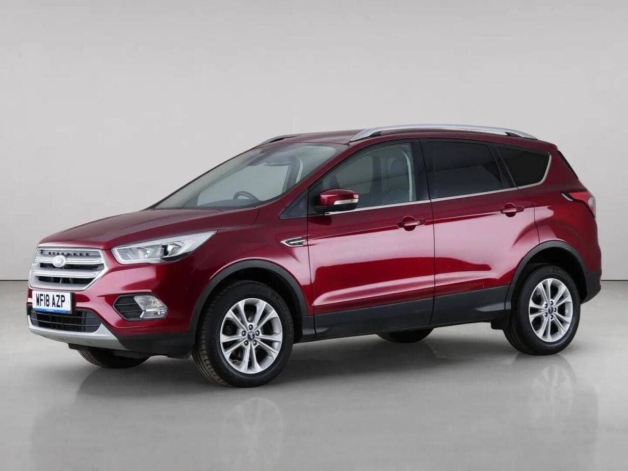 Ford Kuga thumbnail Front Left
