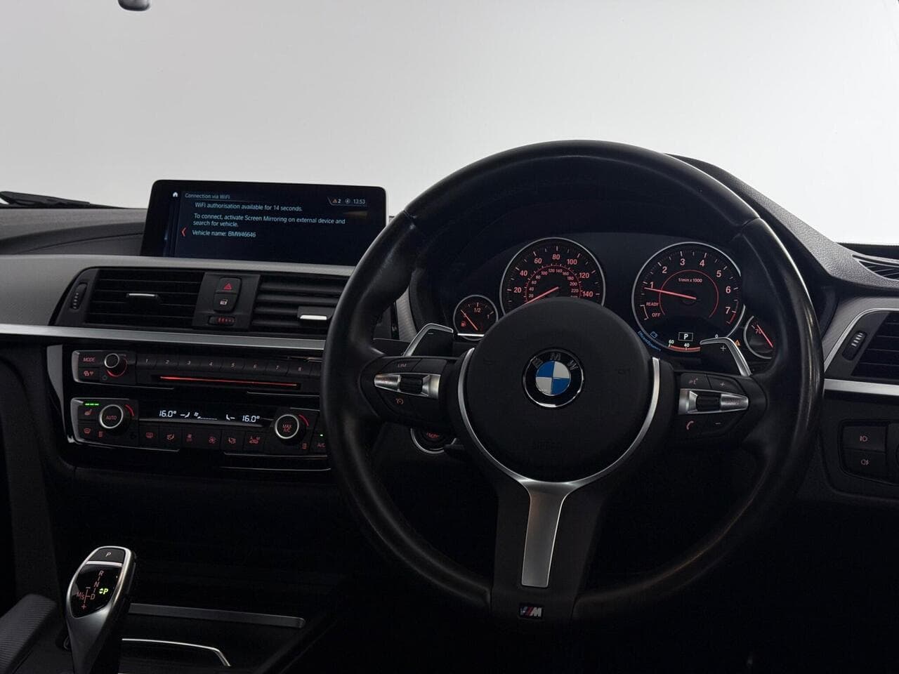 BMW 4 Series Gran Coupe thumbnail Steering Wheel