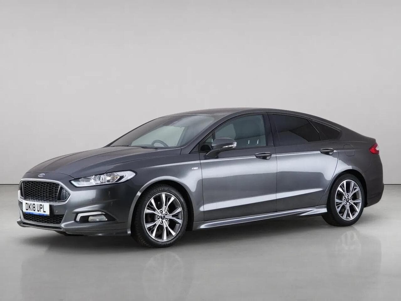 Ford Mondeo thumbnail Front Left