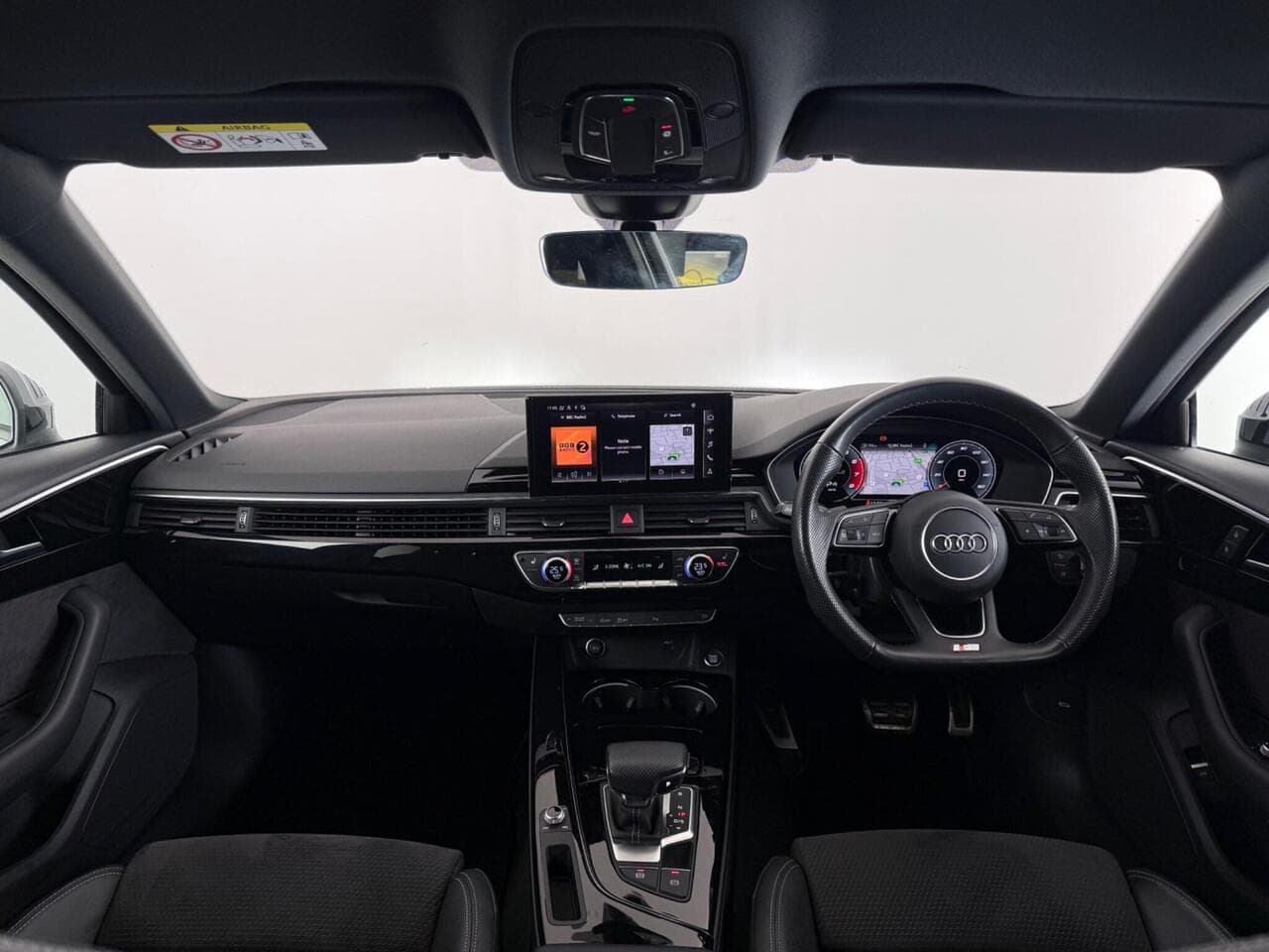 Audi A4 Avant thumbnail Interior Front