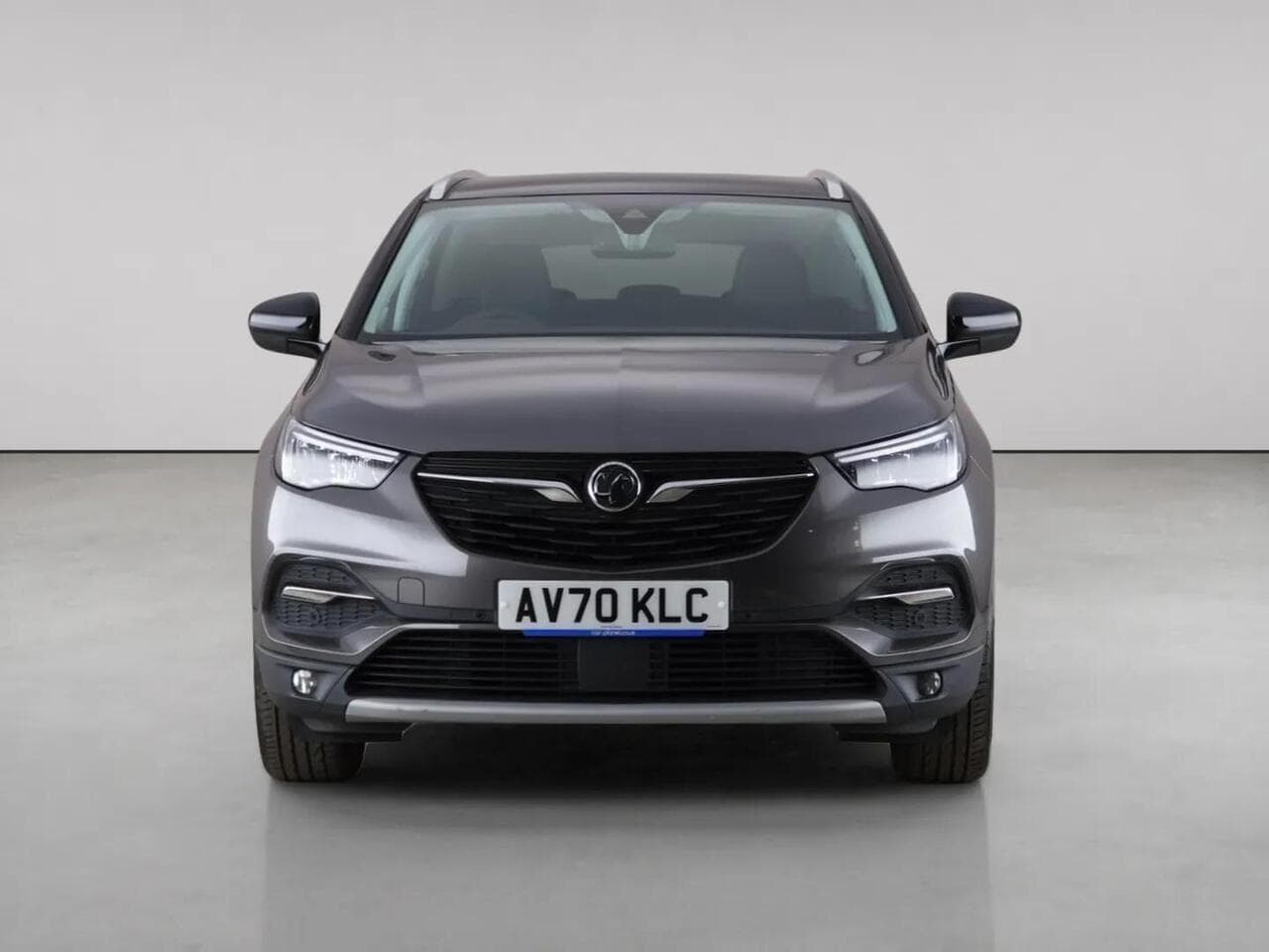 Vauxhall Grandland X thumbnail Front