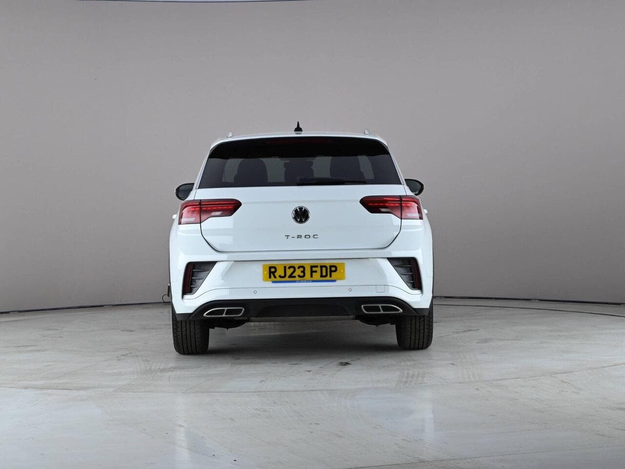 Volkswagen T-Roc thumbnail Rear