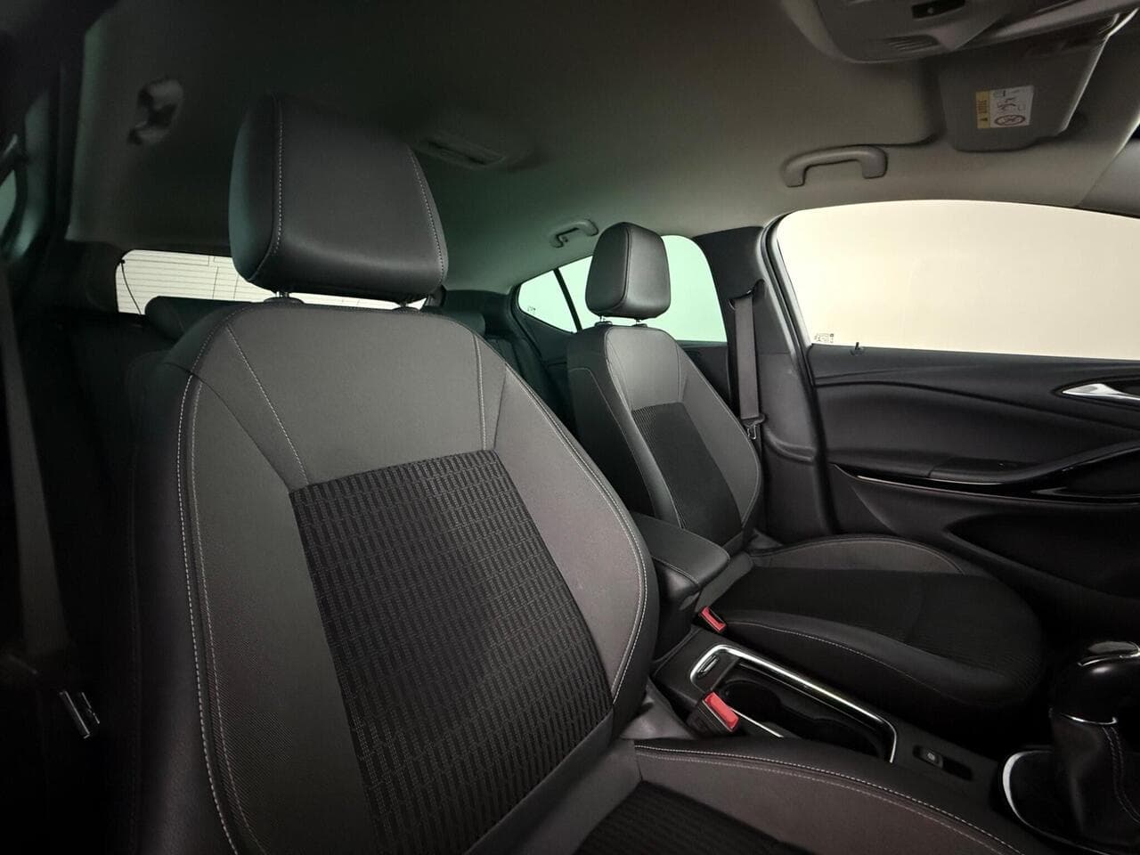 Vauxhall Astra thumbnail Seat Driver