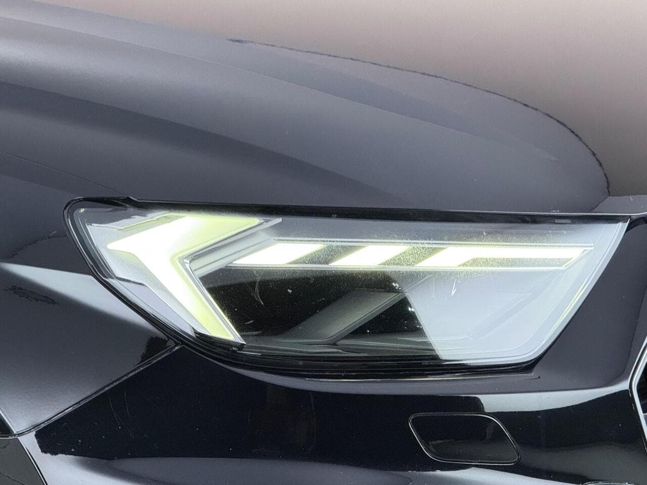 Audi A1 thumbnail Lights Front