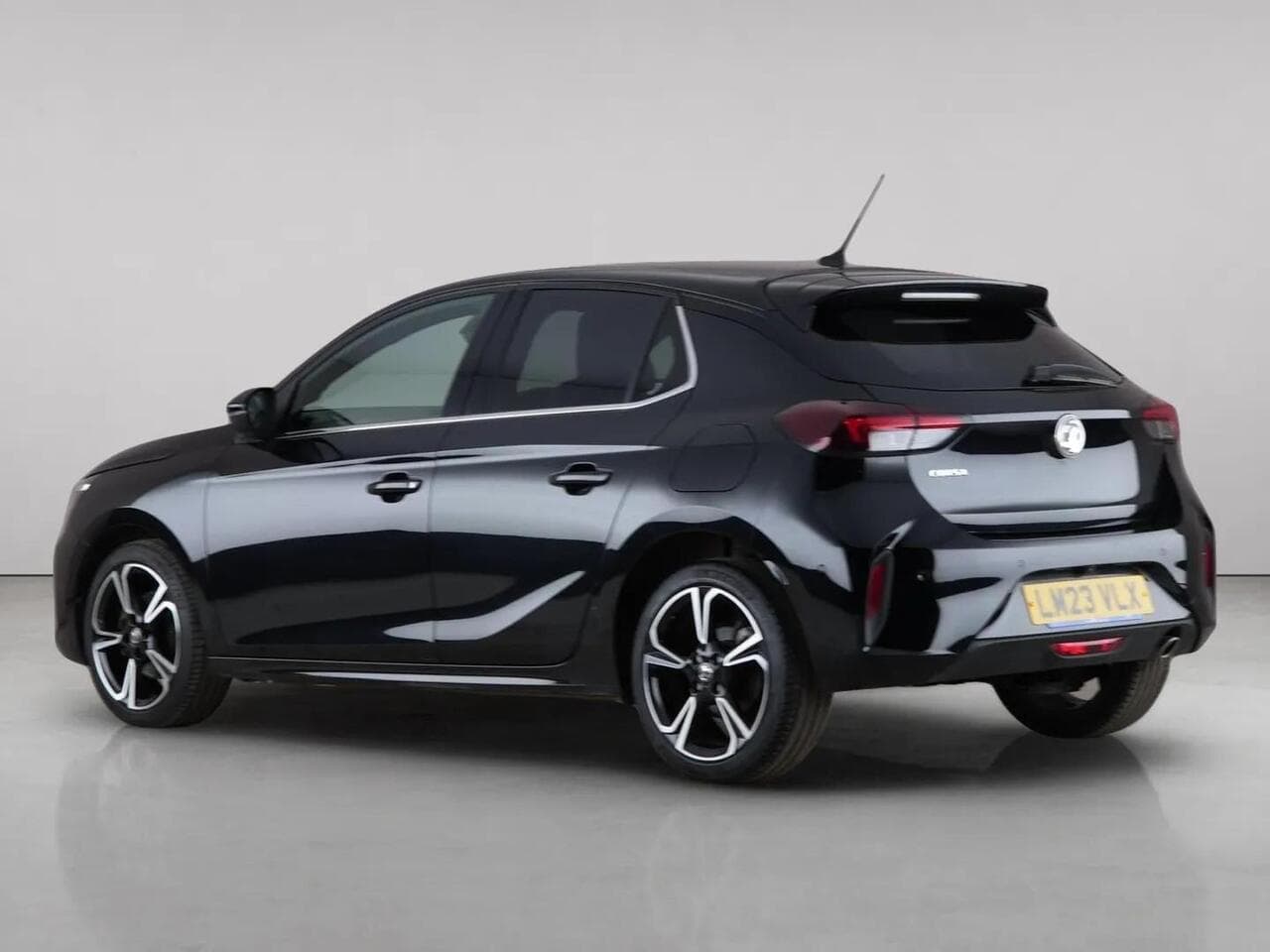 Vauxhall Corsa thumbnail Rear Left