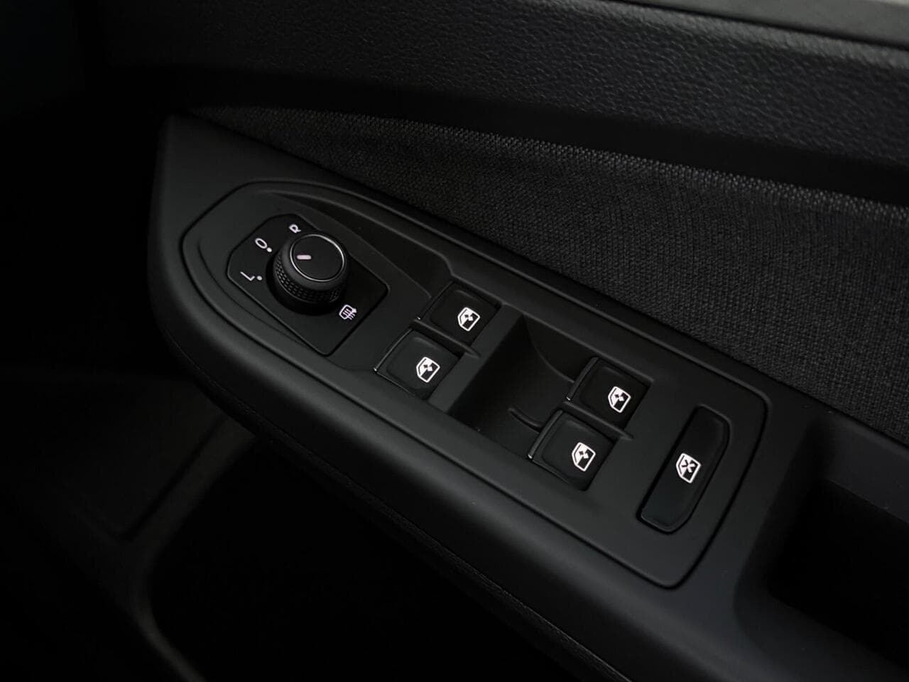 Volkswagen Golf thumbnail Misc Controls