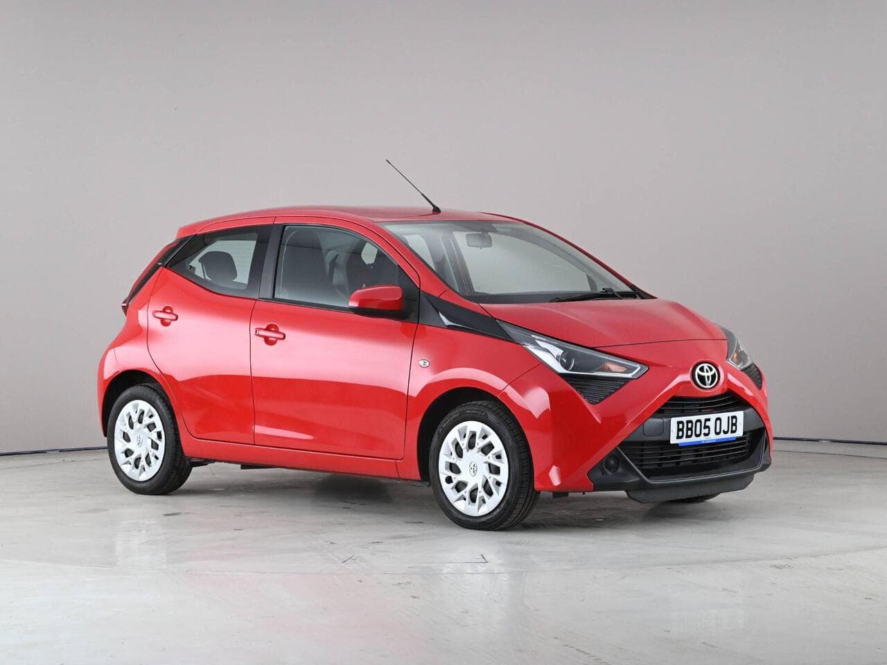 Toyota AYGO - Toyota AYGO 1.0 VVT-i x-play Euro 6 5dr