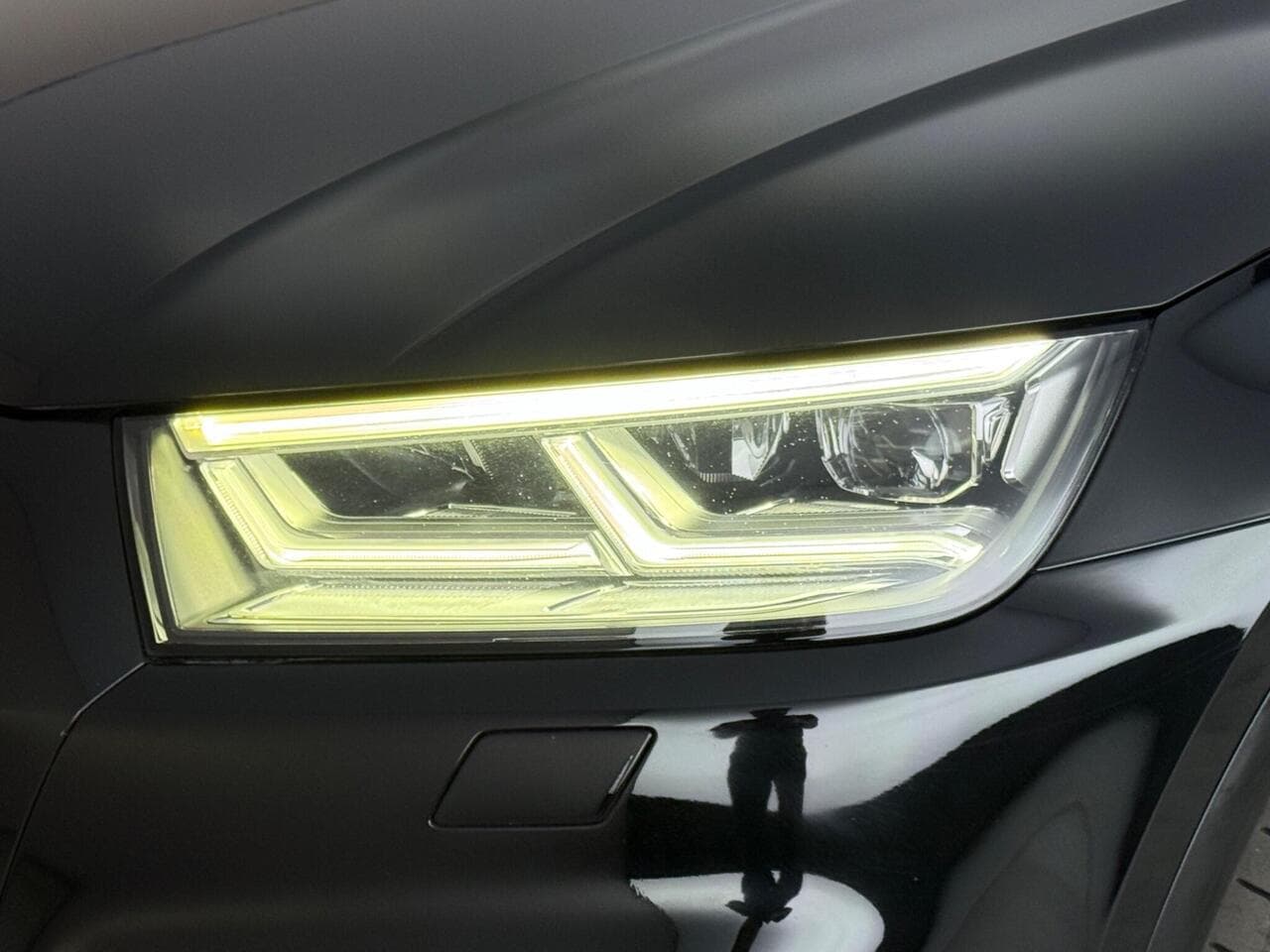 Audi Q5 thumbnail Lights Front