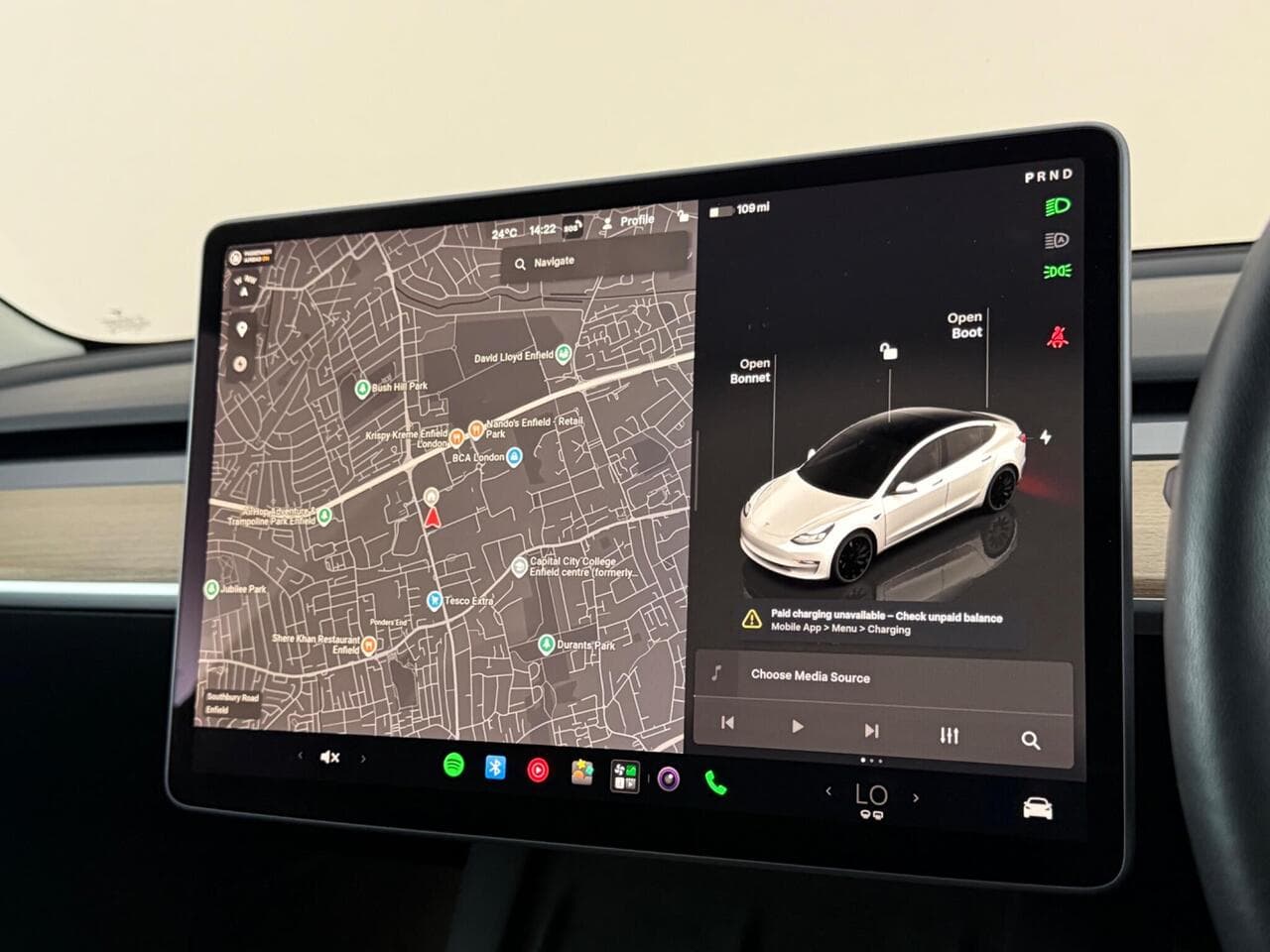 Tesla Model 3 thumbnail Infotainment System