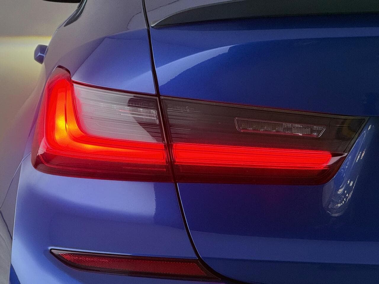 BMW 3 Series thumbnail Lights Rear