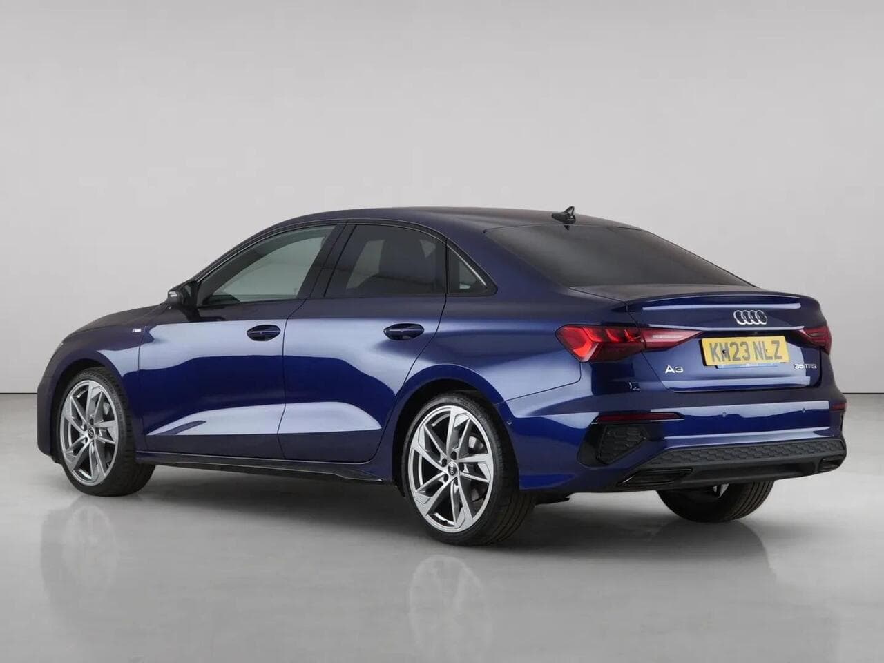 Audi A3 thumbnail Rear Left