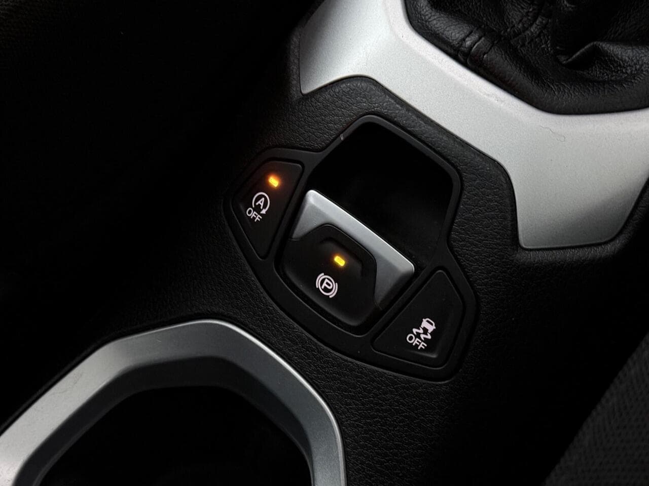 Jeep Renegade thumbnail Misc Controls