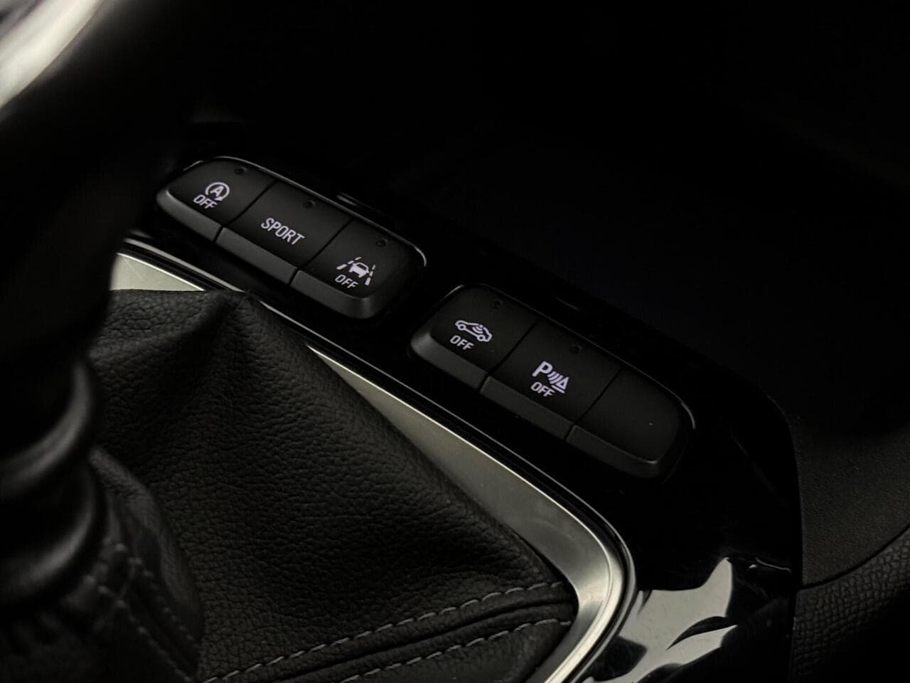 Vauxhall Corsa thumbnail Misc Controls